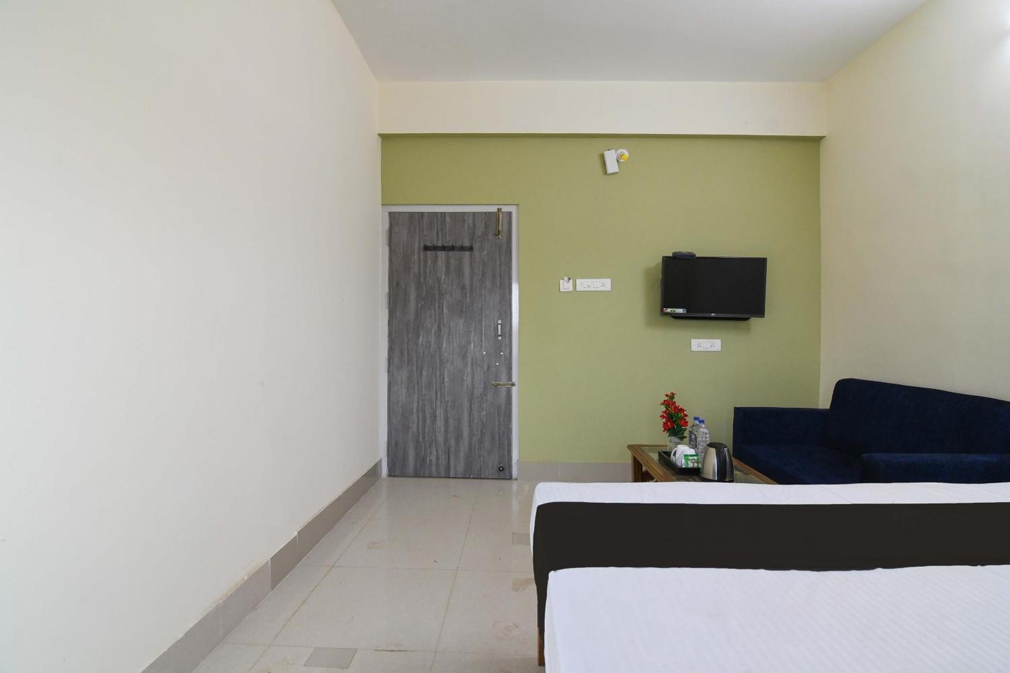Hotel O Krishna บูบันเนสชวาร์ ภายนอก รูปภาพ