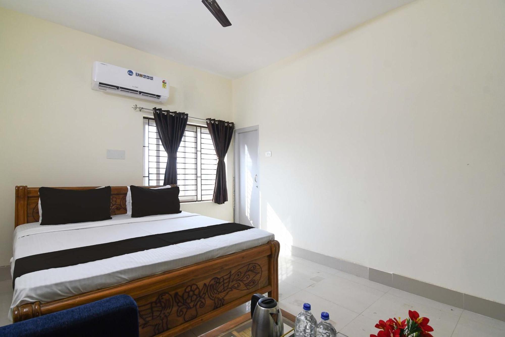 Hotel O Krishna บูบันเนสชวาร์ ภายนอก รูปภาพ